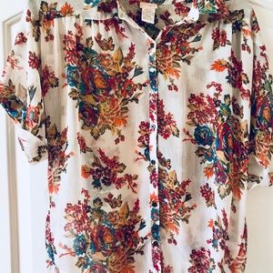 Daytrip floral sheer blouse